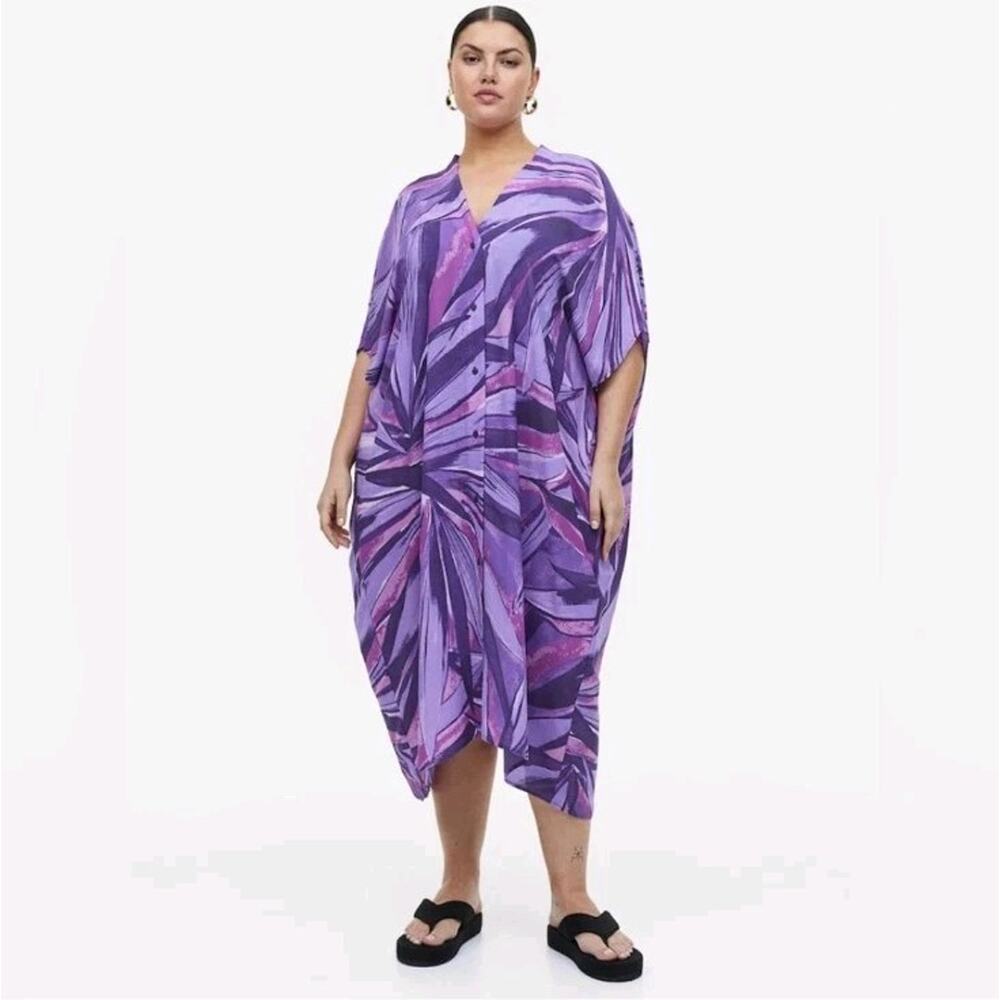 H&M Purple Artsy Flowy Beautiful Button Up‎ Oversized Long Kaftan Dress Size S - Picture 2 of 9